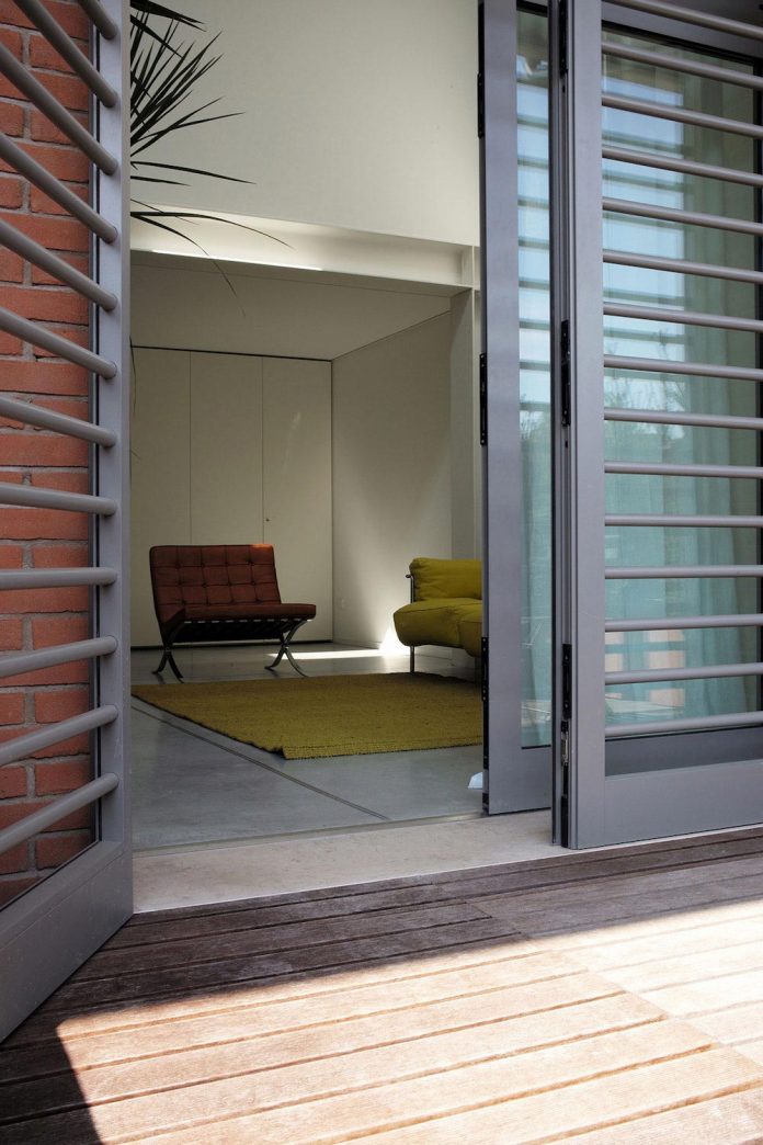 loft-ex-magazzini-generali-furniture-reflection-modern-vintage-design-02