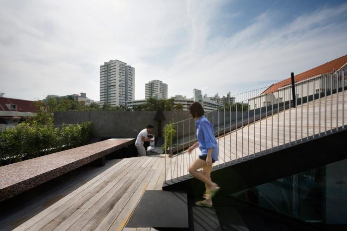 maximum-garden-house-located-singapore-designed-formwerkz-architects-05
