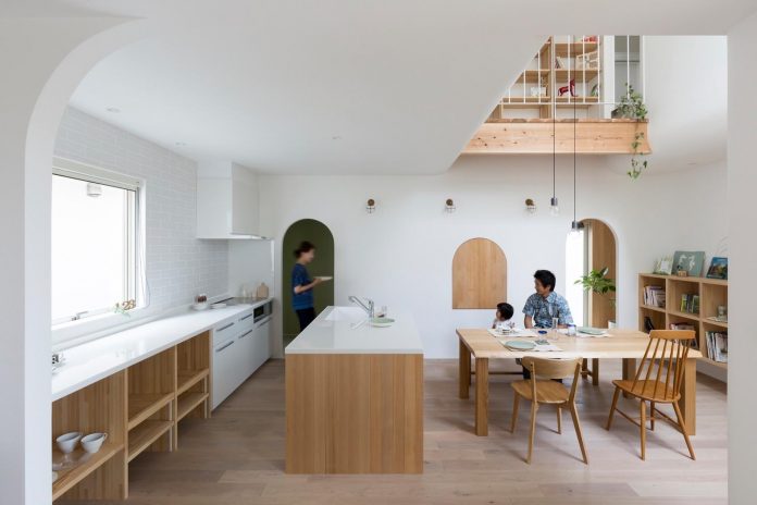 otsu-house-alts-design-office-comfy-house-welcoming-atmosphere-lots-light-03