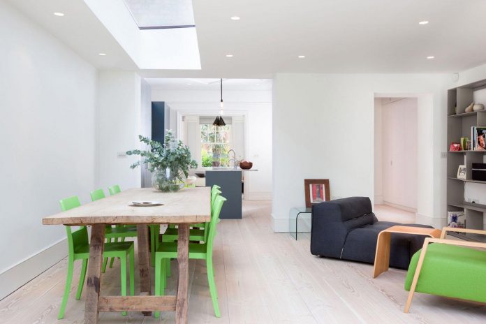pg-residence-red-brick-detached-property-london-contemporary-interior-look-design-04