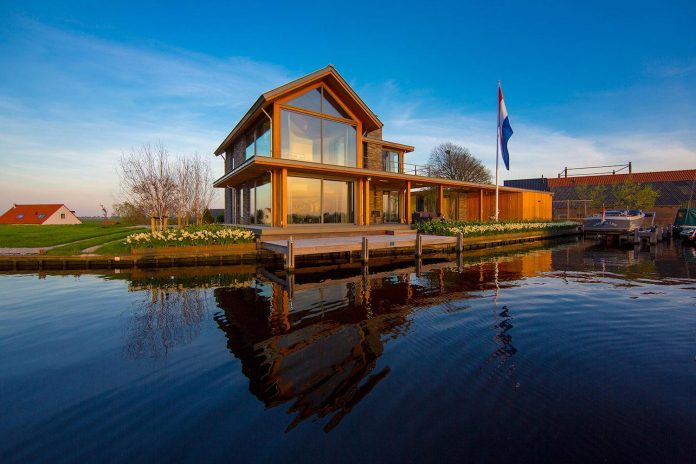 residence-build-compact-plot-waters-edge-kaag-rijpwetering-netherlands-05