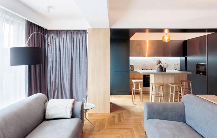 simple-peaceful-stylish-apartment-heart-bucharest-offers-panoramic-views-towards-urban-landscape-09