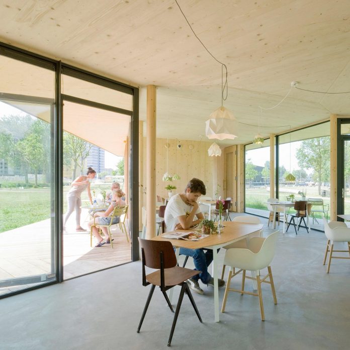 small-scale-low-budget-tea-house-tuin-van-noord-project-07