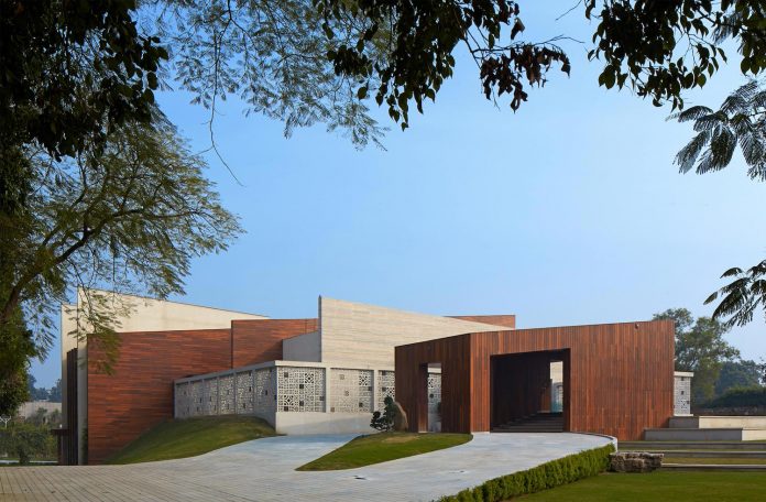 artisan-house-project-morphogenesis-looks-revive-re-establish-patronage-traditional-indian-artisanal-skills-02