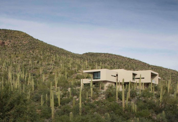 modern-minimal-home-pristine-box-seemed-landed-desert-foothills-tucson-arizona-02