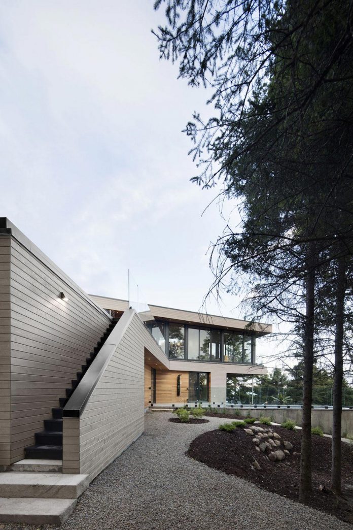 mountain-residence-cap-laigle-v-shape-long-facades-suspended-nature-01