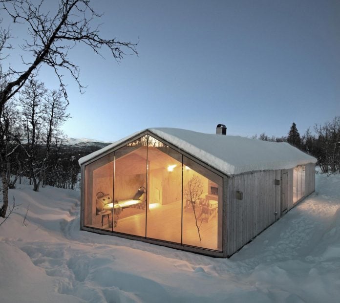 simplicity-restraint-year-lodge-situated-near-cross-country-ski-tracks-winter-hiking-tracks-summer-13