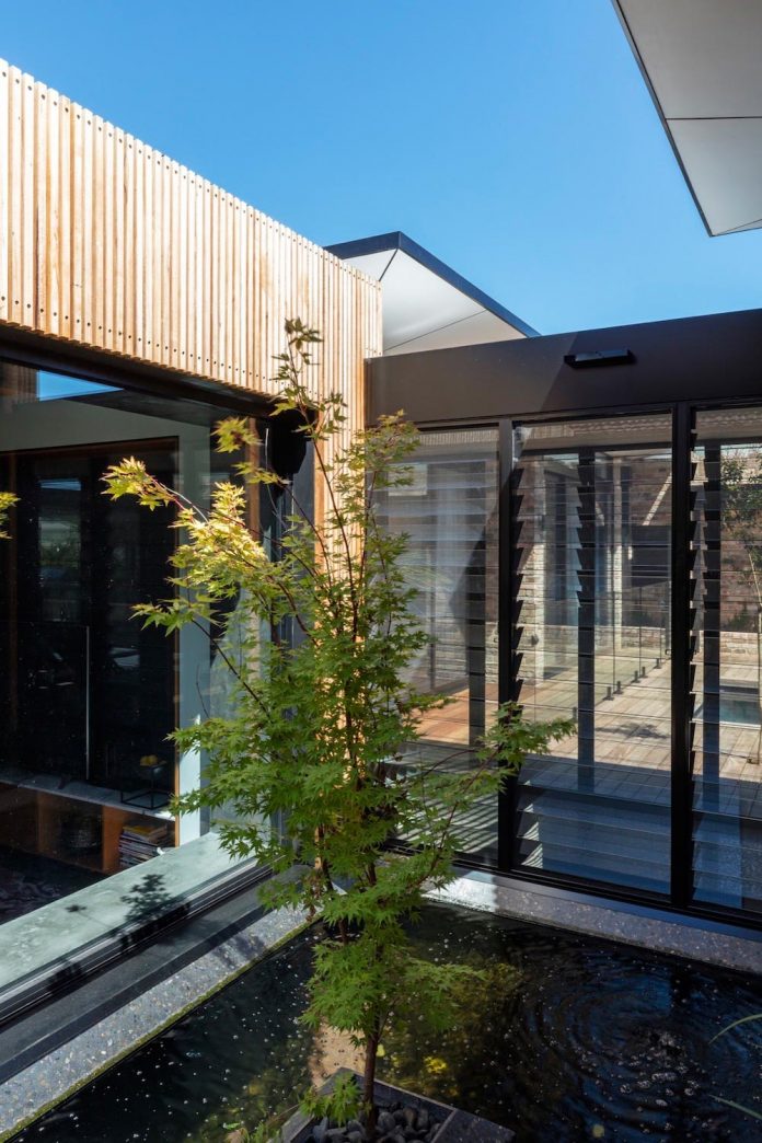 addition-heritage-listed-bowral-cottage-maximising-solar-passive-performance-house-02