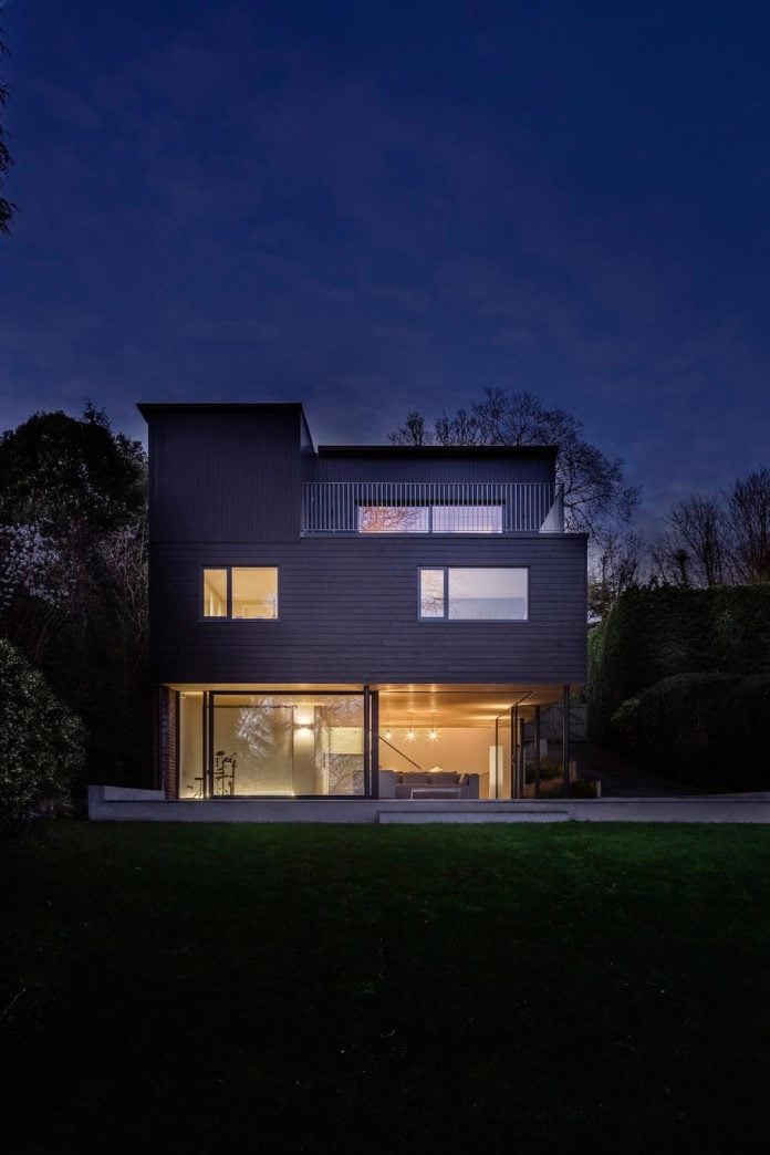 detached-60s-residence-gets-modern-renovation-look-like-21st-century-family-home-07