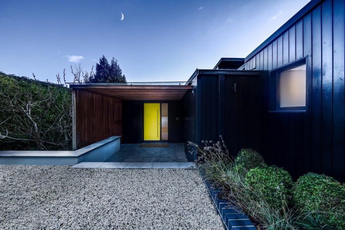 detached-60s-residence-gets-modern-renovation-look-like-21st-century-family-home-10