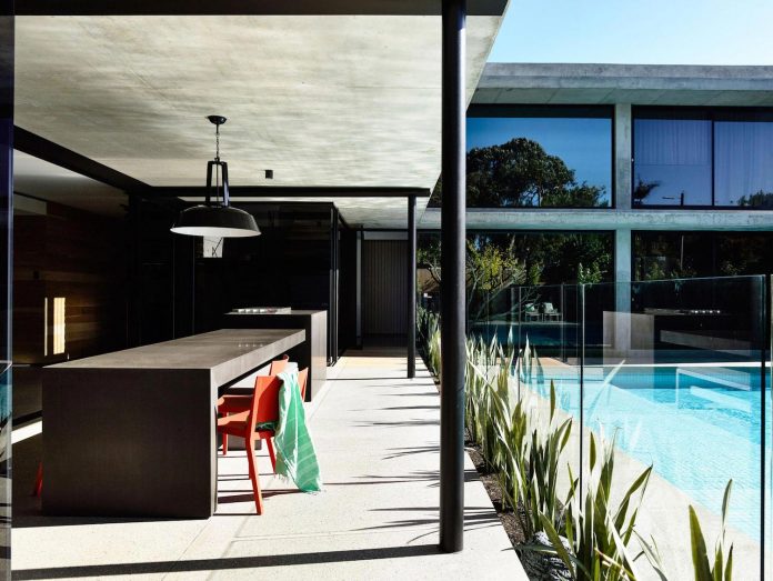 mckimm-designs-modern-concrete-family-home-wolseley-05