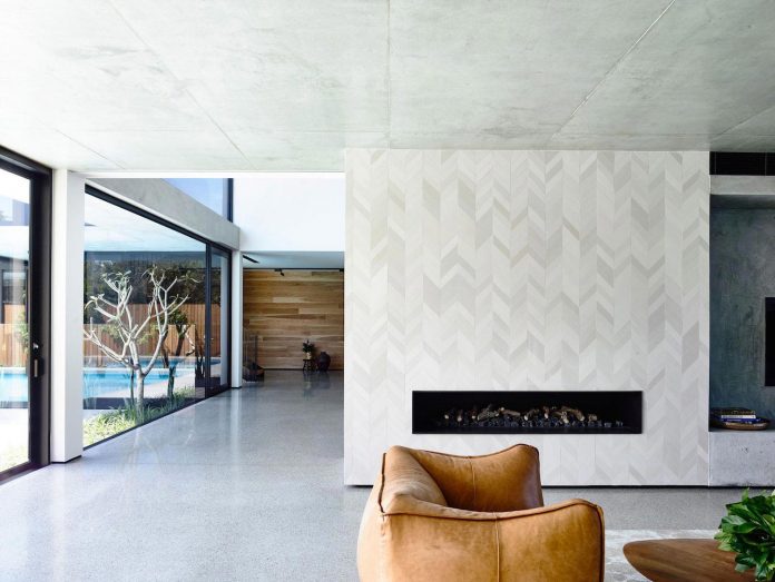 mckimm-designs-modern-concrete-family-home-wolseley-11