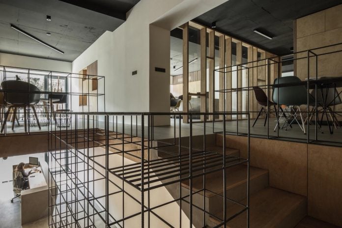 office-designed-idea-simplicity-beauty-uses-wood-concrete-bit-metal-15