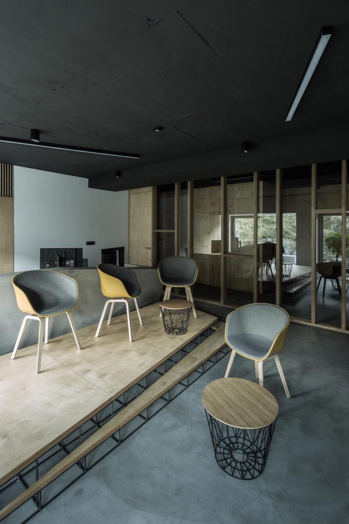 office-designed-idea-simplicity-beauty-uses-wood-concrete-bit-metal-23