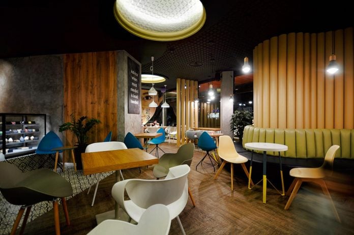 retro-futuristic-interior-redcup-coffeeshop-opened-sochi-12