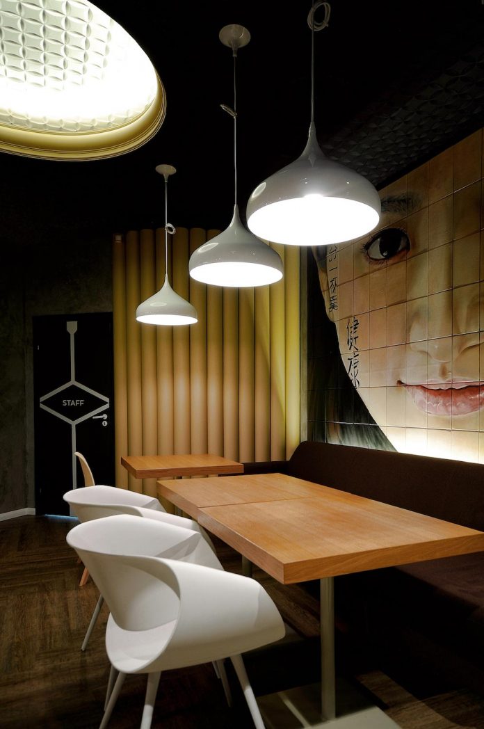retro-futuristic-interior-redcup-coffeeshop-opened-sochi-21
