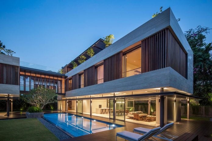 secret-garden-house-luxurious-tropical-contemporary-family-home-singapore-34