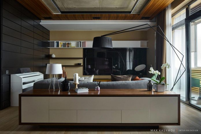 simple-shapes-create-asymmetrical-time-balanced-composition-interior-posteriori-apartment-06