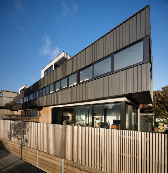 st-kilda-east-townhouses-includes-two-typical-dwellings-three-family-generations-01