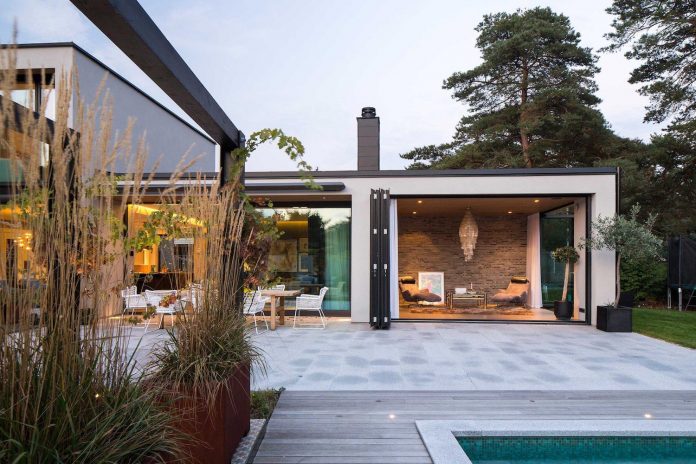 stylish-design-generously-sized-residence-located-near-kampinge-14