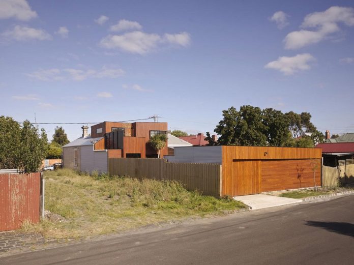 timber-double-story-addition-weatherboard-barrow-house-01