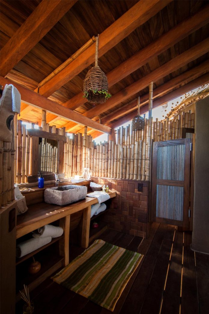 treehouse-suite-beachfront-bi-level-elliptical-shaped-bamboo-wrapped-treehouse-09