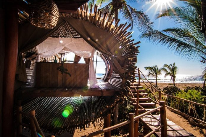 treehouse-suite-beachfront-bi-level-elliptical-shaped-bamboo-wrapped-treehouse-12