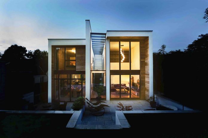 2-storey-family-home-glazed-atrium-brings-light-deep-house-14
