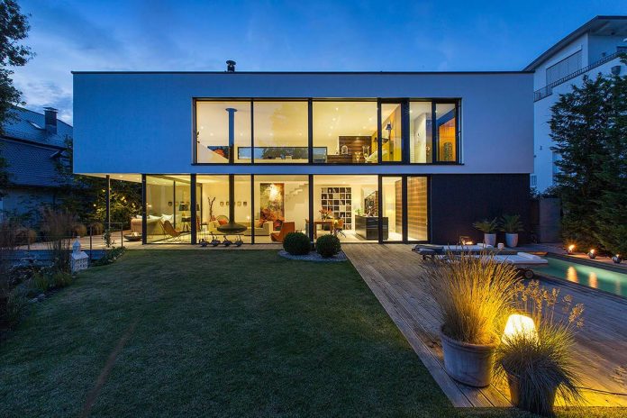 contemporary-bg-house-germany-designed-bau-werk-stadt-architekten-01