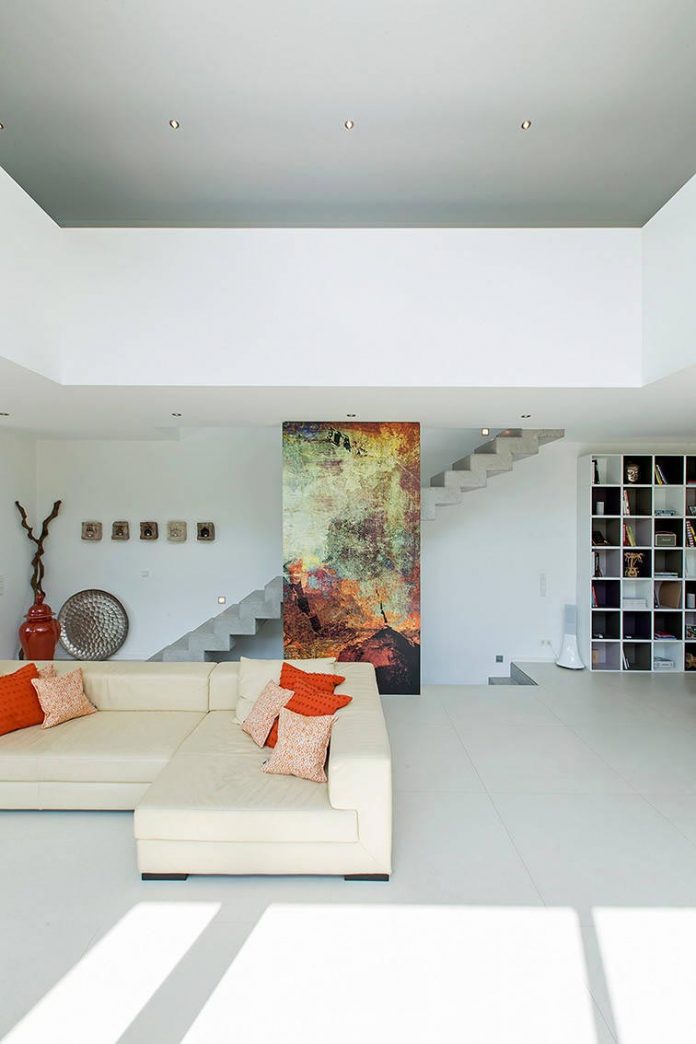 contemporary-bg-house-germany-designed-bau-werk-stadt-architekten-10