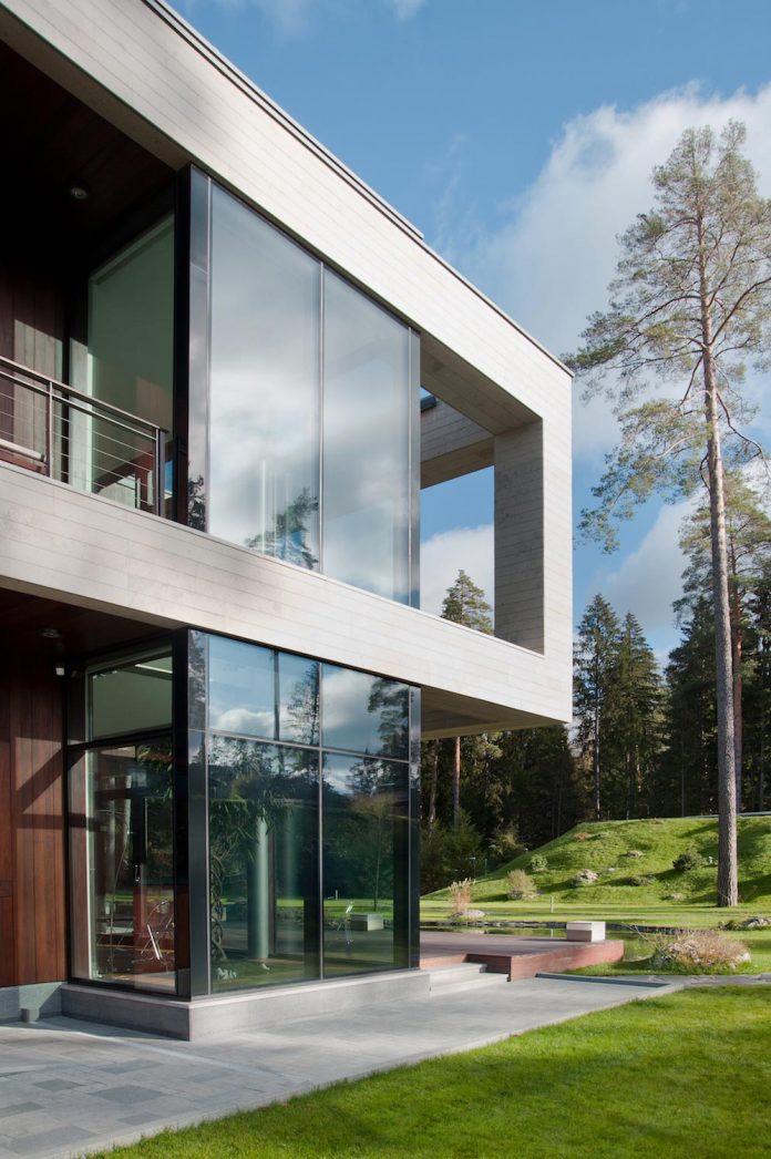 contemporary-country-house-forrest-surrounding-moscow-oblast-06