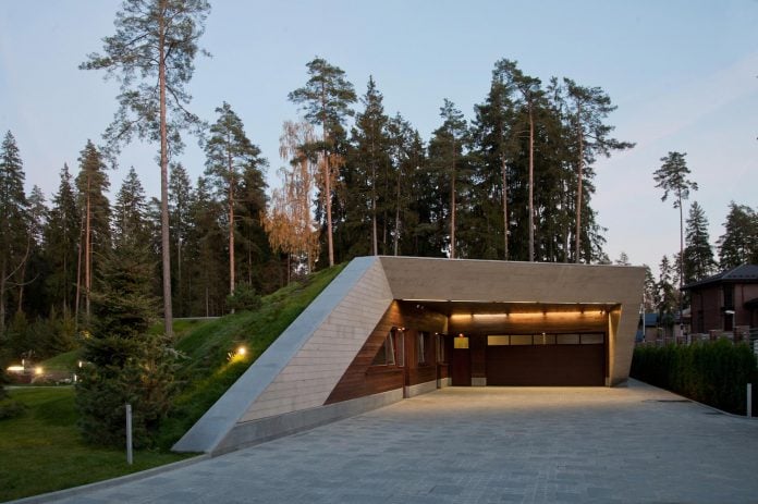 contemporary-country-house-forrest-surrounding-moscow-oblast-26