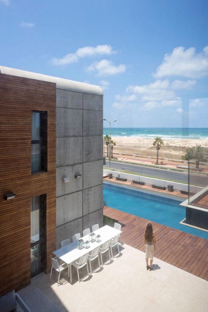 contemporary-house-overlooks-mediterranean-sea-situated-steps-away-beach-04