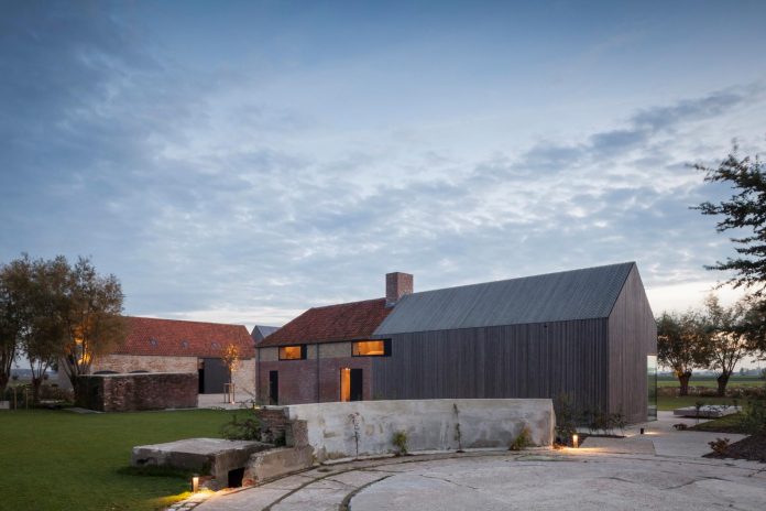 farmhouse-transformation-elegant-residence-north-belgium-29