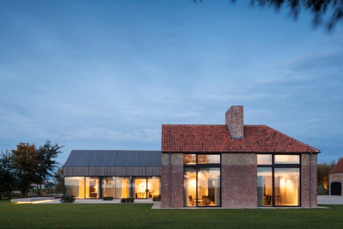 farmhouse-transformation-elegant-residence-north-belgium-30