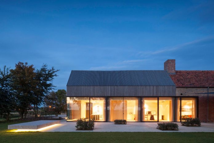 farmhouse-transformation-elegant-residence-north-belgium-31
