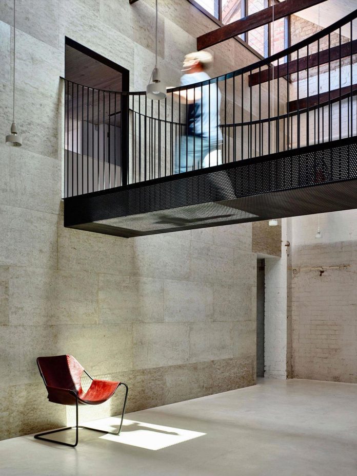 former-gritty-brick-warehouse-old-industrial-fitzroy-gets-modern-renovation-07