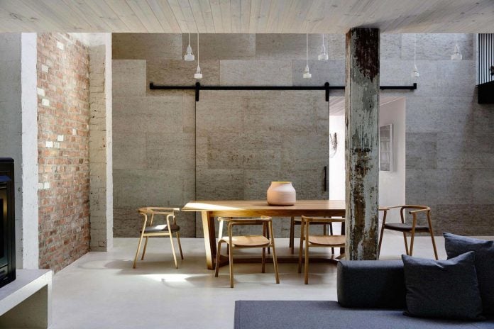 former-gritty-brick-warehouse-old-industrial-fitzroy-gets-modern-renovation-10