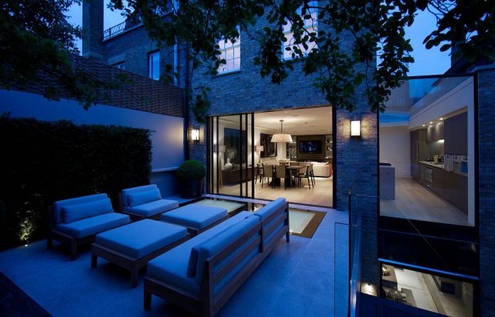historic-mews-house-re-built-contemporary-style-notting-hill-london-16