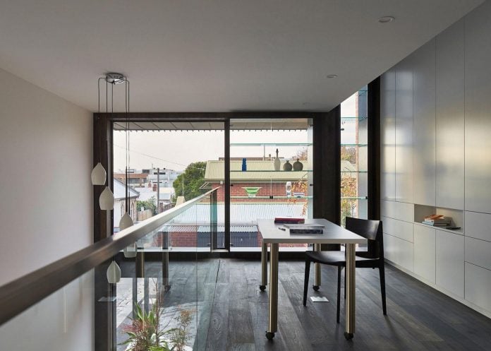 julie-firkin-architects-design-contemporary-brick-metal-house-fitzroy-melbourne-18