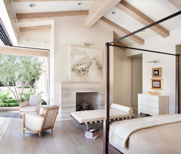 luxurious-single-family-residence-palm-springs-certified-luxury-builders-11