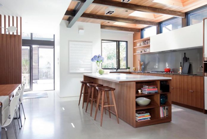mid-century-home-design-exposed-structural-steel-beam-clear-fir-wood-ceilings-05