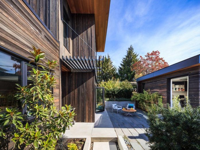 mid-century-home-design-exposed-structural-steel-beam-clear-fir-wood-ceilings-12