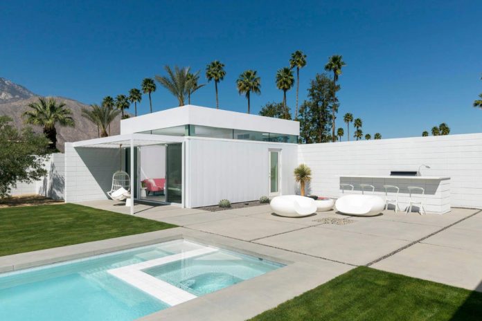 midcentury-modern-white-house-palm-springs-california-04