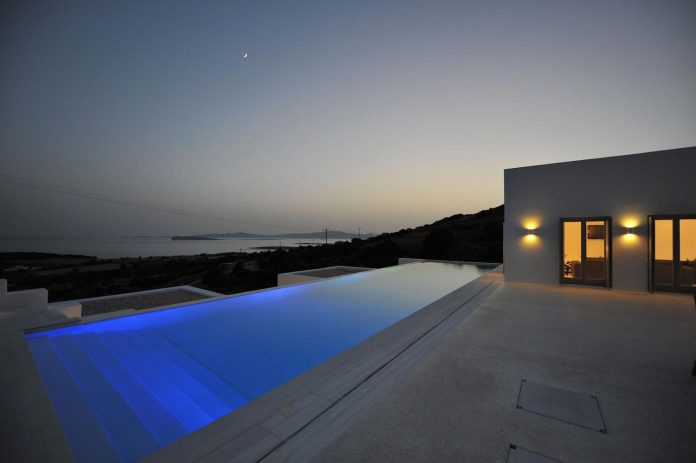 summer-house-sea-views-located-island-paros-cyclades-31