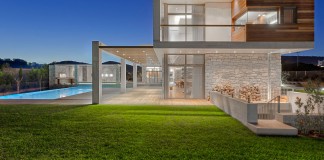 Stone House by Whitebox Architects