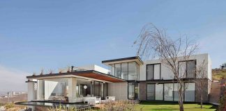 Acill Atem House by Broissin Architects