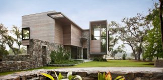 Bray’s Island SC Modern I by SBCH Architects