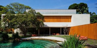 Cobogó House by Studio MK27