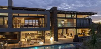 House Duk by Nico van der Meulen Architects